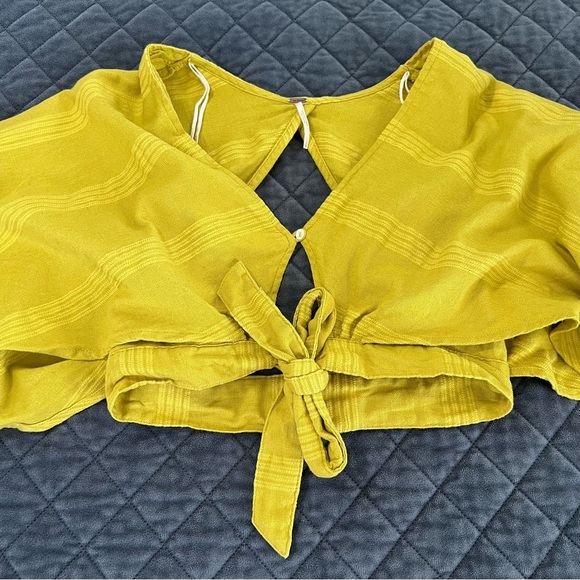 Free People Linen Crop Top Flutter Sleeves Tie Waist Women Small Yellow Boho B1 - Picture 6 of 8